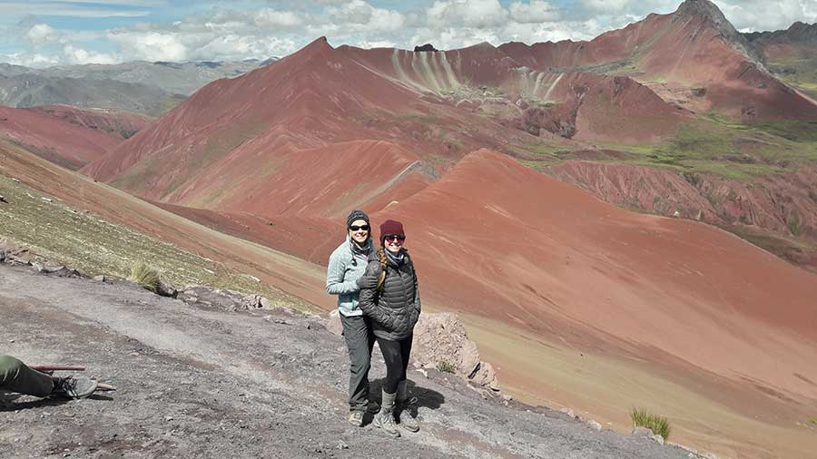 rainbow mountain and red valley private tour